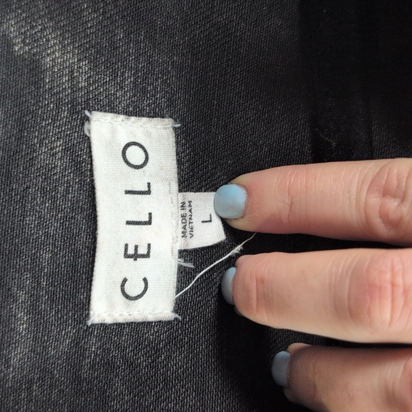 Cello Black.Wash Crop Denim Jacket‎ - Picture 2 of 4